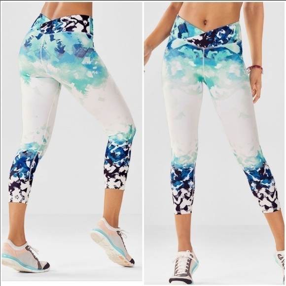 FABLETICS WINN POWERHOLD CAPRI TIDAL WAVE PRINT M. - Picture 1 of 7